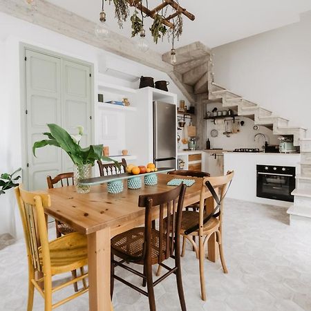 Casa Astura Leilighet Capo dʼOrlando Eksteriør bilde